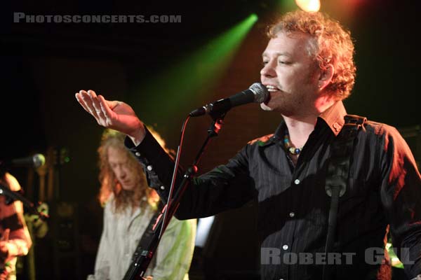 LEVELLERS - 2006-11-03 - PARIS - La Maroquinerie - 